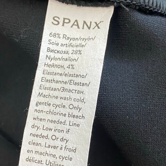 SPANX The Perfect Jumpsuit Womens 1X Petite Black Sleeveless Flare Shapewear - Picture 3 of 10